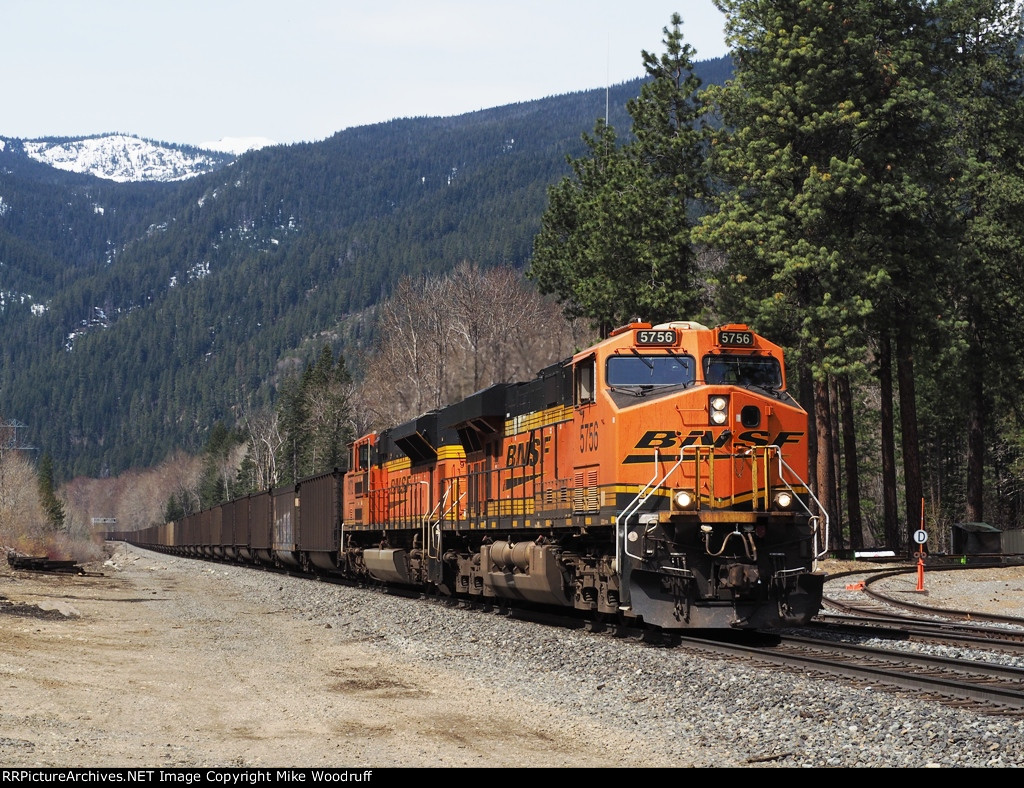 BNSF 5756